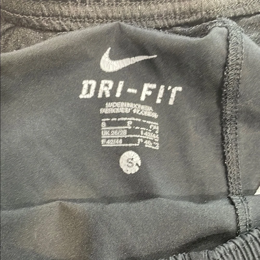 Nike Black Athletic Shorts Lightweight Performance